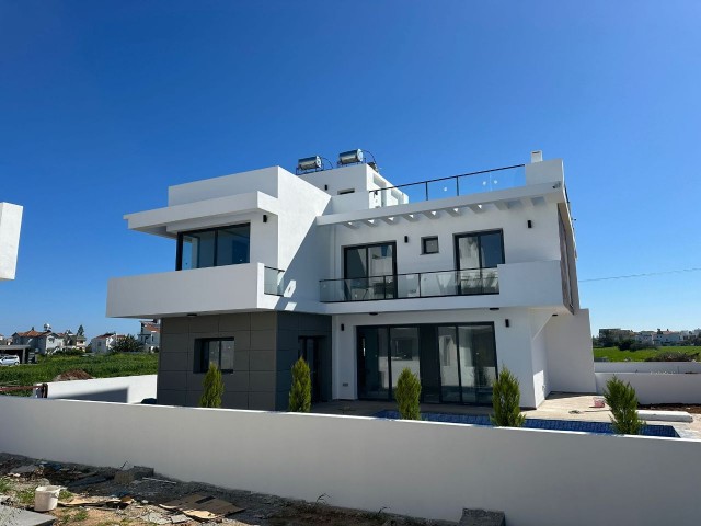 Famagusta Yeniboğaziçi 3+1 Villa For Sale