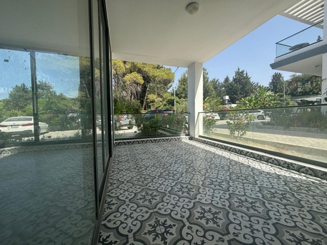 3+1 Semi-Detached Villa with Pool in Girne Karaoğlaoğlu, Close to the Center