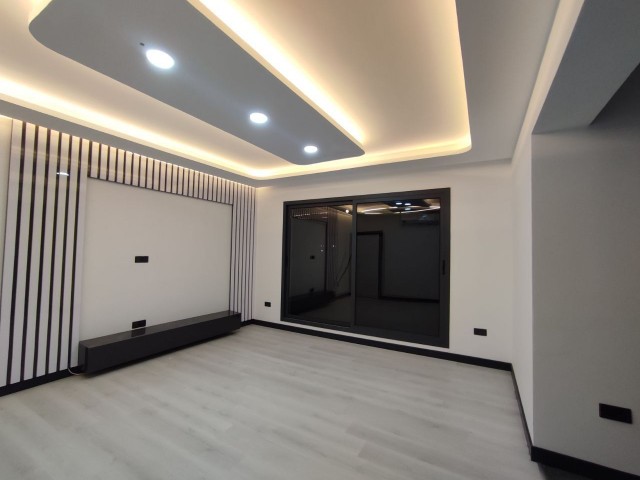 YENIBOĞAZİÇİ 2+1 FLAT FOR SALE