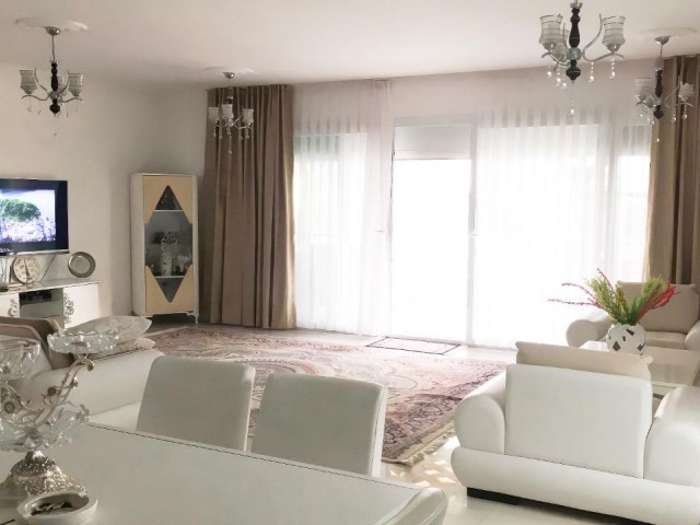BOĞAZ CAESAR BEACH 3+1 VİLLA SATILIK FUL EŞYALI DENİZE 60M