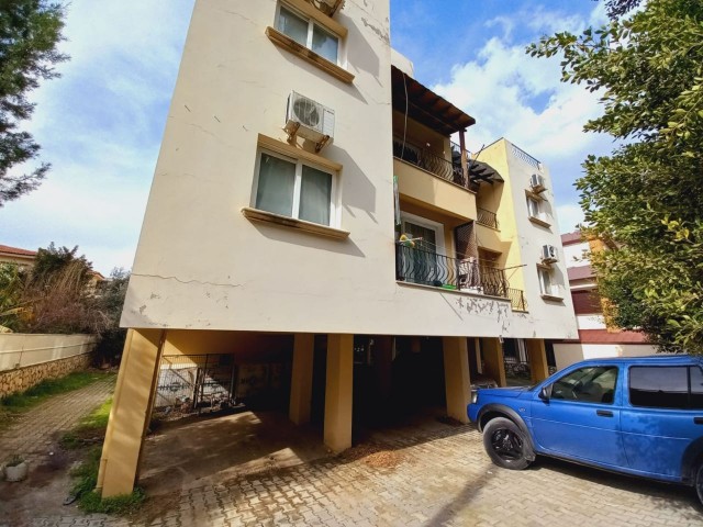 2+1 Wohnung 1 zur täglichen Miete in Kyrenia Zentrum. kat ** 