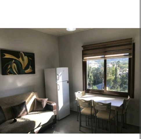 2+1 Wohnung zur täglichen Miete vom Besitzer des Zentrums von Kyrenia ** 