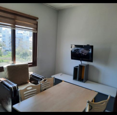  kiralık 2+1 Girne merkez daire 