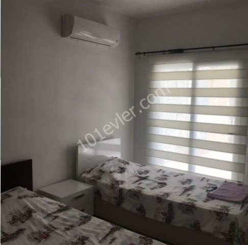 Girne merkez en ucuz Sahibinden satılık 2+1 penthouse daire  150 m2 