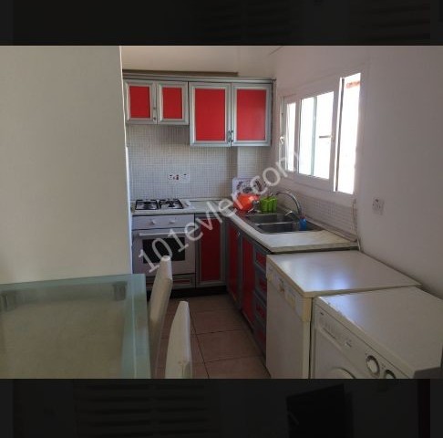 Girne merkez en ucuz Sahibinden satılık 2+1 penthouse daire  150 m2 