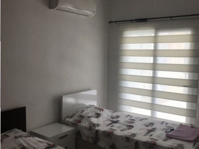 2+1 klimatisierte Penthouse-Wohnung im Zentrum von Kyrenia, Kaşkar-Gebiet, zur Tagesmiete