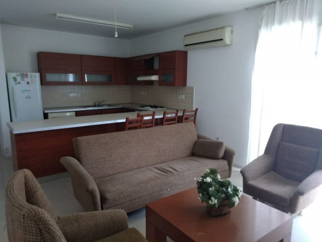 GİRNE MERKEZDE KİRALIK 3 ODA SALON MOBİLYALI DAİRE