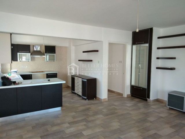 Flat To Rent in Girne Merkez, Kyrenia