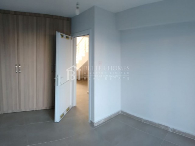 Flat To Rent in Alsancak, Kyrenia