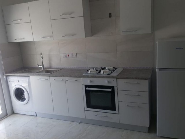 Flat To Rent in Zeytinlik, Kyrenia