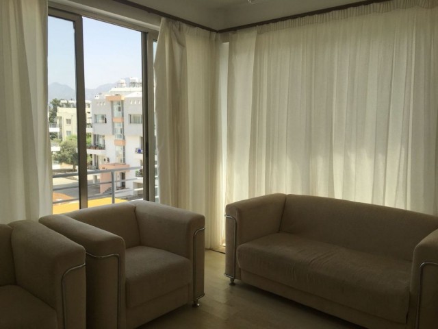 Flat To Rent in Girne Merkez, Kyrenia