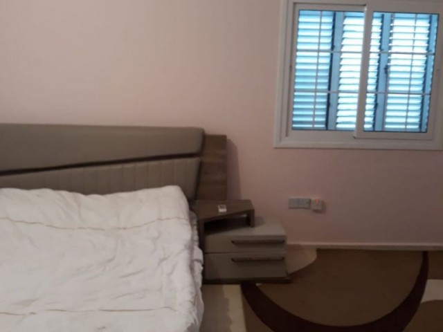 Lapta'da kiralık full eşyalı 3+1 villa!