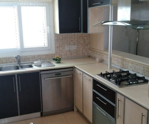 3 BEDROOM FLAT FOR RENT İN CİTY CENTER