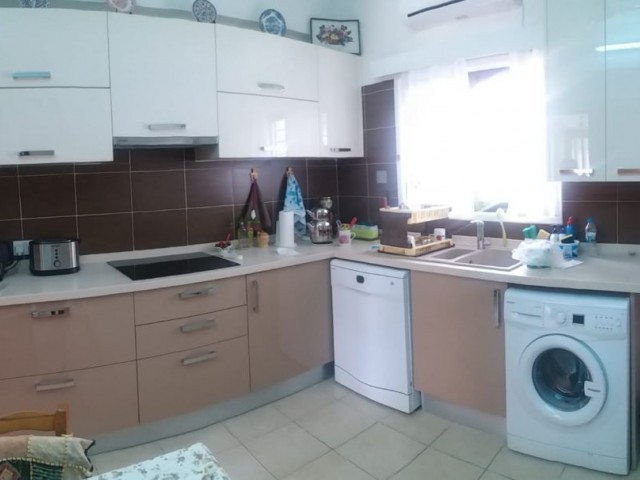 Detached House For Sale in Girne Merkez, Kyrenia