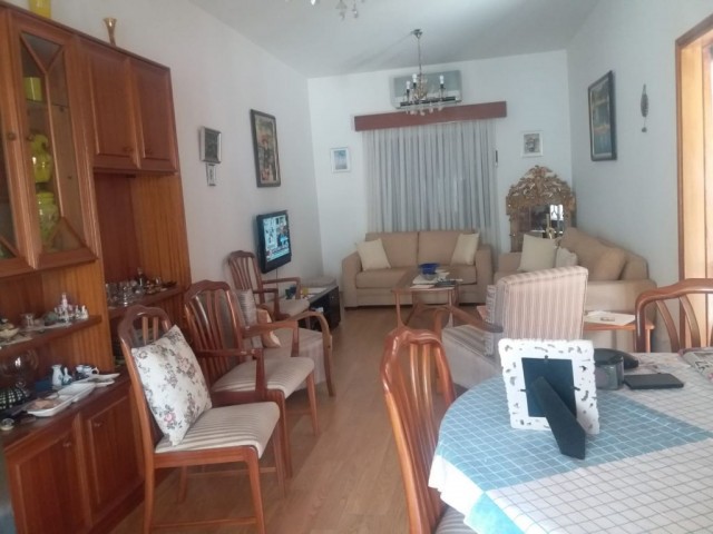 Detached House For Sale in Girne Merkez, Kyrenia