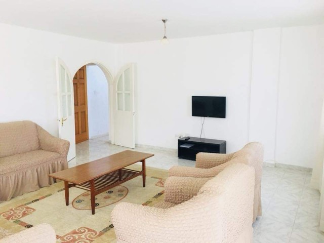 Flat To Rent in Girne Merkez, Kyrenia