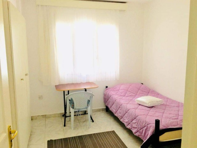 Flat To Rent in Girne Merkez, Kyrenia