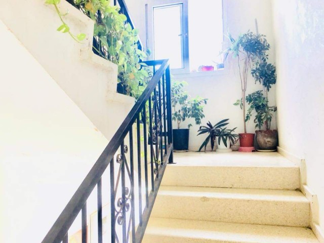 Flat To Rent in Girne Merkez, Kyrenia