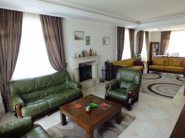 FULLY FURNISHED 5+1 VILLA WITH POOL FOR RENT IN ÇATALKÖY, KYRENIA