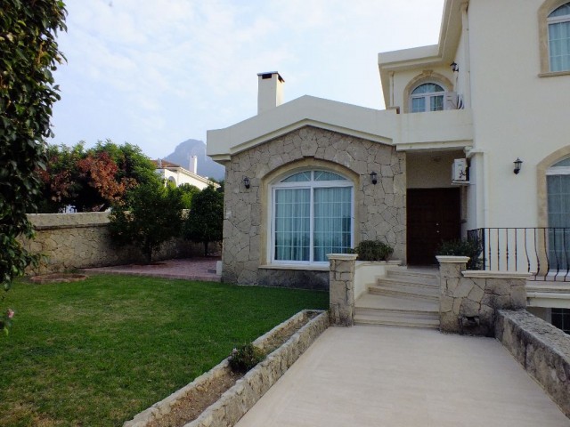 FULLY FURNISHED 5+1 VILLA WITH POOL FOR RENT IN ÇATALKÖY, KYRENIA