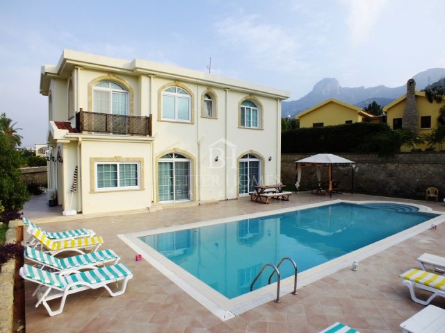 LUXURY VILLA FOR SALE IN KYRENIA ÇATALKÖY, BUILT ON MORE THAN 1 ACRE OF LAND, WITH MAGNIFICENT MOUNTAIN AND SEA VIEWS ** 