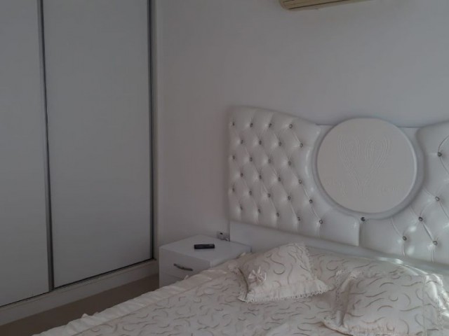 2 BEDROOM FLAT FOR DAY RENT İN KARAOĞLANOĞLU