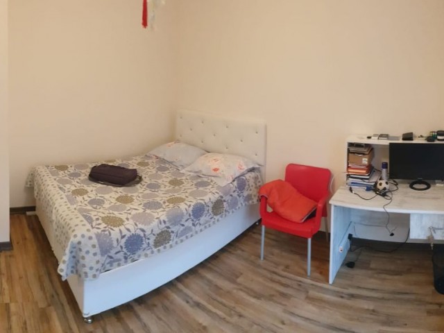 GİRNE MERKEZDE KİRALIK FULL EŞYALI 2+1 DAİRE