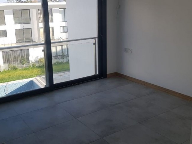 GİRNE ALSANCAK'TA SATILIK SIFIR 1+1 LOFT