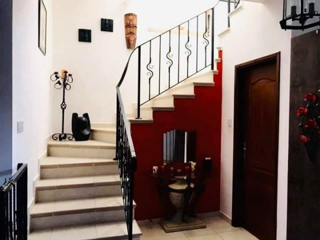 Girne doğanköy de havuzlu kiralık villa 3+1