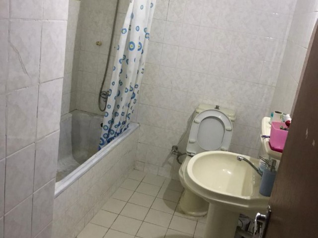 Flat To Rent in Girne Merkez, Kyrenia