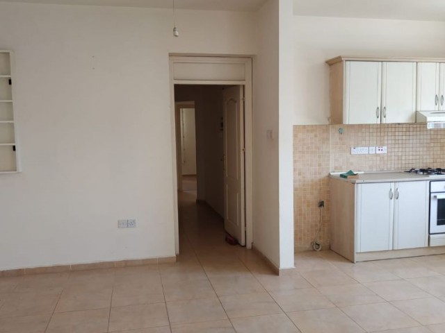 GİRNE MERKEZDE SATILIK 3+1 GENİŞ DAİRE