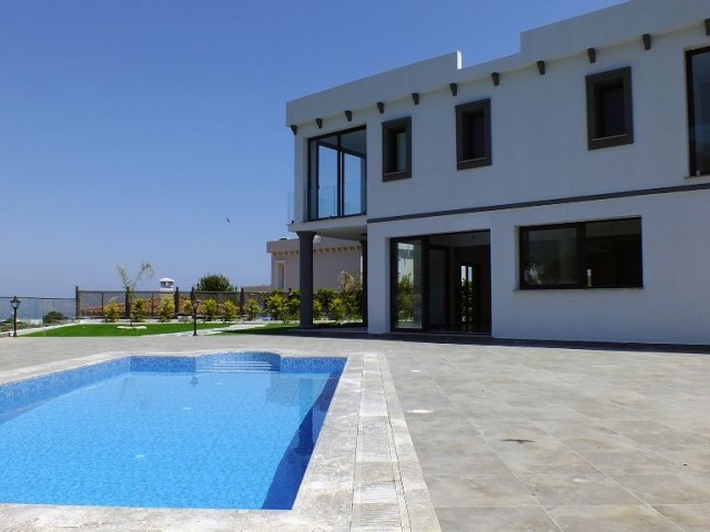 4+1 VILLA MIT HERRLICHEM MEER-UND BERGBLICK ZUM VERKAUF IN KYRENIA CHATALKÖY ** 