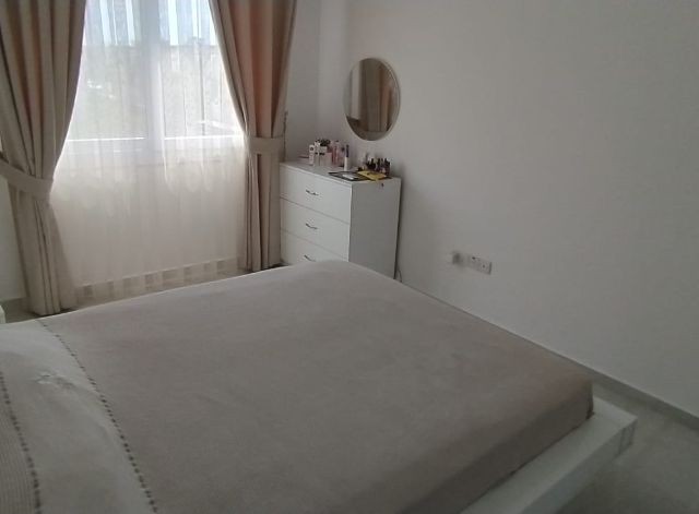 LEFKOŞA YENİKENT'DE SATILIK TÜRK KOÇANLI 2+1 DAİRE