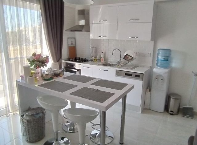 LEFKOŞA YENİKENT'DE SATILIK TÜRK KOÇANLI 2+1 DAİRE