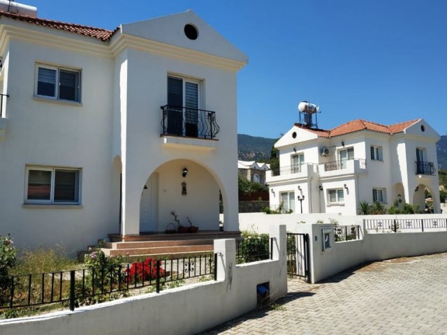 3 +1 VILLAS FOR SALE IN KYRENIA YEŞILTEPE ** 