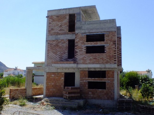 ZERO 3+1 VILLAS FOR SALE IN KYRENIA LAPTA ** 