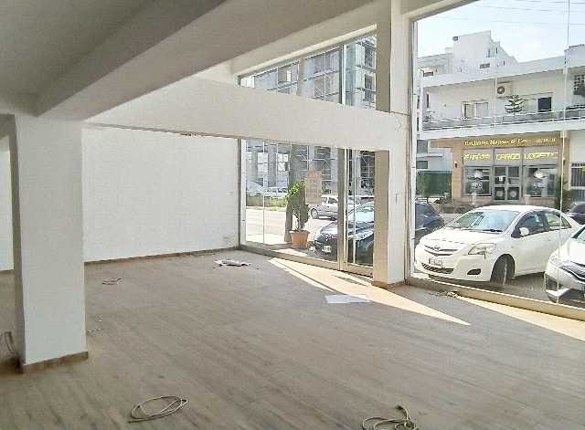 Girnenin en işlek caddelerinden Semih Sancar caddesinde kiralık 165m2 dükkanlar