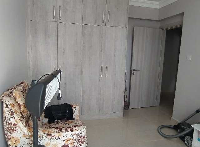 Girne merkezde satılık 125 m2  3+1 daire 