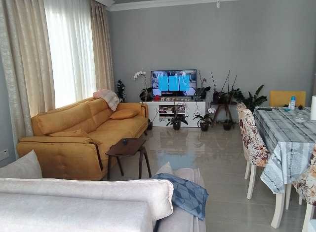 Girne merkezde satılık 125 m2  3+1 daire 