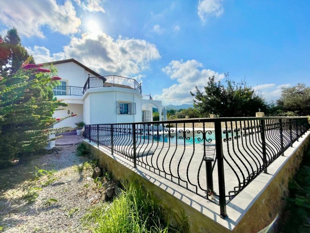 Villa For Sale in Edremit, Kyrenia