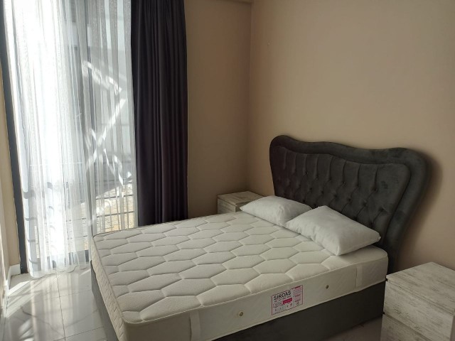 1-ZIMMER-SALON ZERO ULTRA-LUXURIÖSE WOHNUNG ZU VERMIETEN IN KKTC GIRNE ALSANCAK