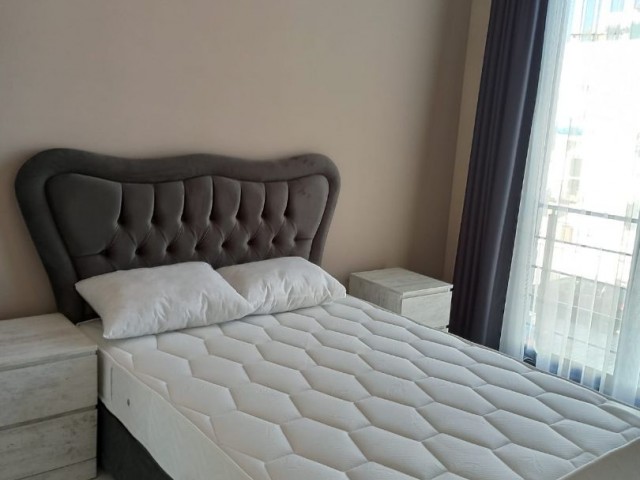 2 SCHLAFZIMMER SALON ZERO ULTRA LUXURIÖS MÖBLIERTE WOHNUNG ZU VERMIETEN IN KKTC GIRNE ALSANCAK