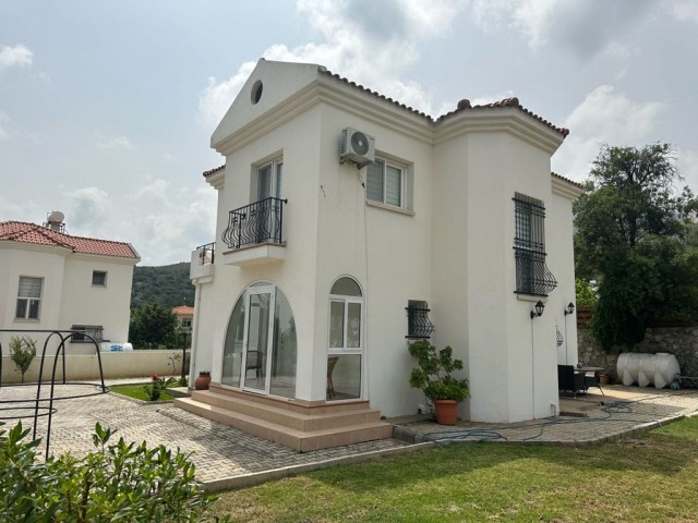 Villa To Rent in Yeşiltepe, Kyrenia