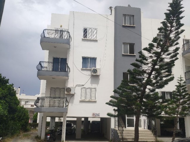 Perfekte, komplett möblierte 3+1-Wohnung zur Miete im Zentrum von Kyrenia.