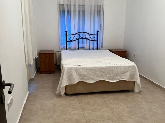 Flat To Rent in Alsancak, Kyrenia