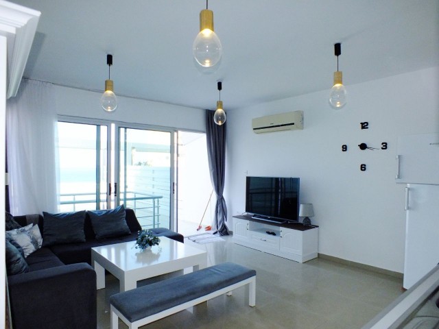 SEAFRONT FLATS FOR RENT IN TRNC GIRNE CENTER DAILY WEEKLY MONTHLY RENTAL