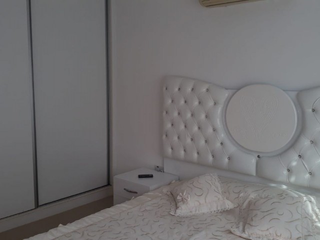 SEAFRONT FLATS FOR RENT IN TRNC GIRNE CENTER DAILY WEEKLY MONTHLY RENTAL