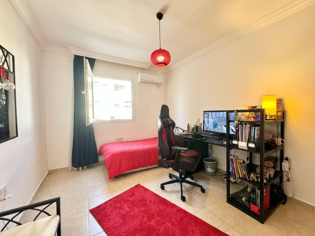 3+1 flat for sale in Kyrenia center