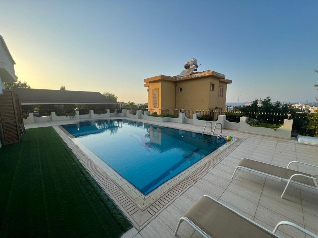 Kyrenia Edremit, 3+1 Mietvilla mit privatem Pool, perfektem Berg- und Meerblick