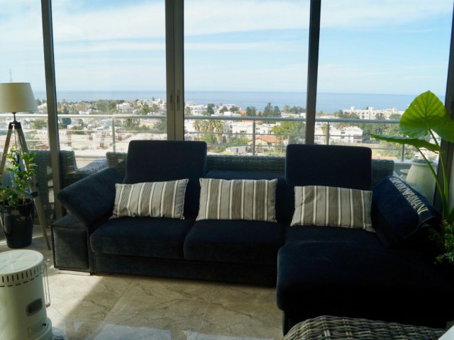 3+1 penthouse with magnificent mountain and sea views in the center of Kyrenia. for sale